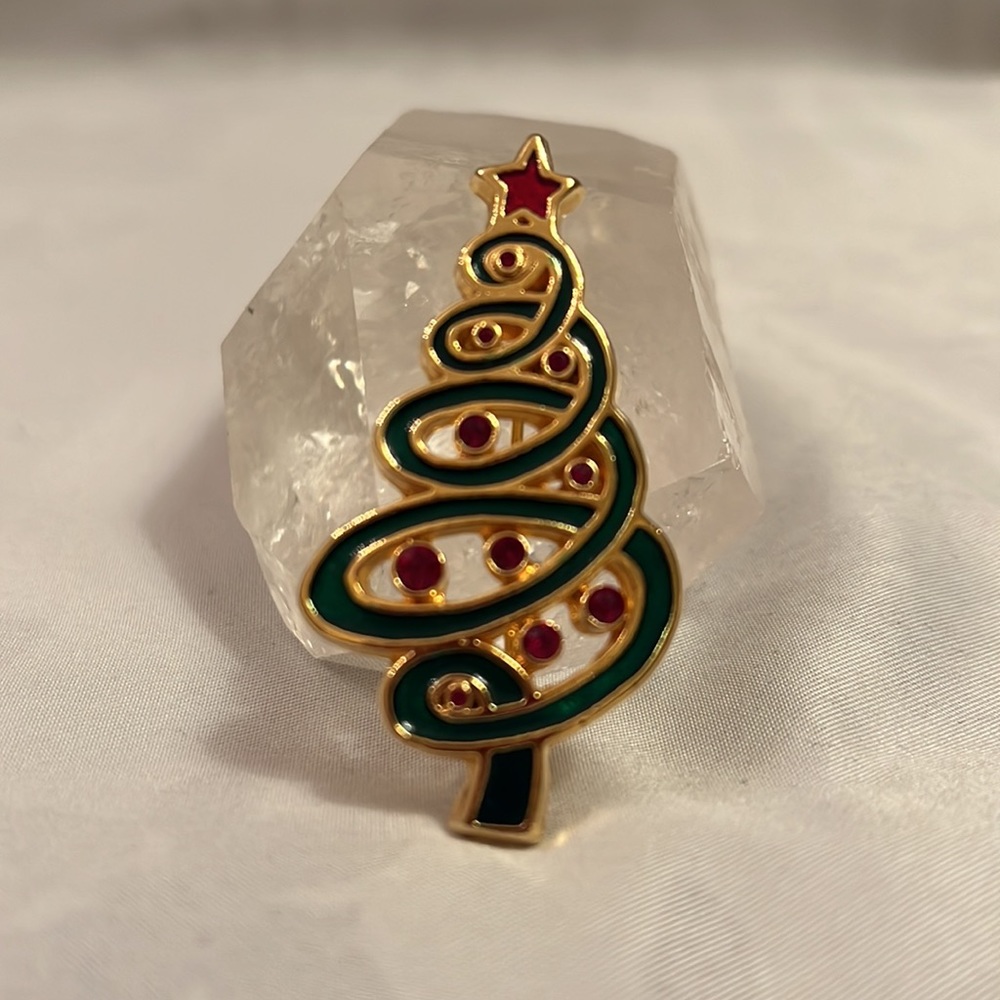 LIA Vintage Christmas Tree Brooch Pin